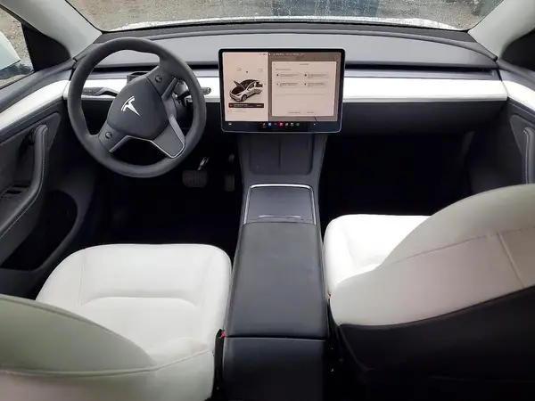 7SAYGDEE7PA114972 2023 TESLA MODEL Y - Image 8