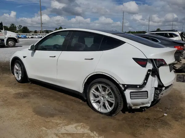 7SAYGDEE7PA122831 2023 TESLA MODEL Y - Image 2
