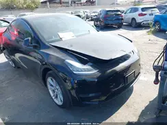 7SAYGDEE7PA125907 2023 TESLA MODEL Y
