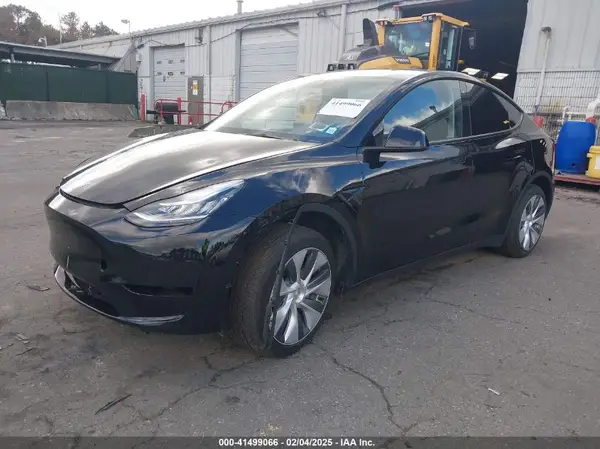 7SAYGDEE7PA126216 2023 TESLA MODEL Y - Image 2