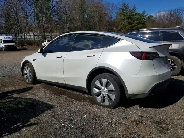 7SAYGDEE7PA129052 2023 TESLA MODEL Y - Image 2