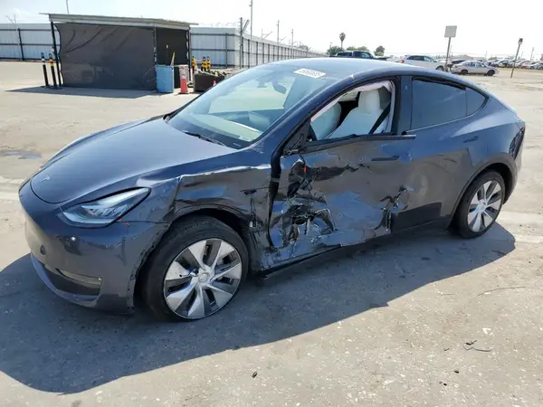 7SAYGDEE7PA130492 2023 TESLA MODEL Y - Image 1