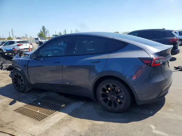 7SAYGDEE7PA141475 2023 TESLA MODEL Y - Image 2