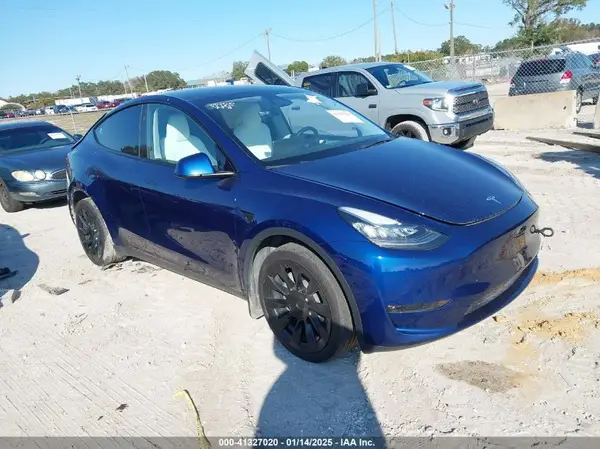 7SAYGDEE7PA143890 2023 TESLA MODEL Y - Image 1