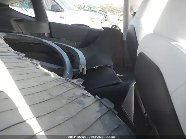 7SAYGDEE7PA143890 2023 TESLA MODEL Y - Image 8