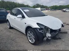 7SAYGDEE7PA146286 2023 TESLA MODEL Y
