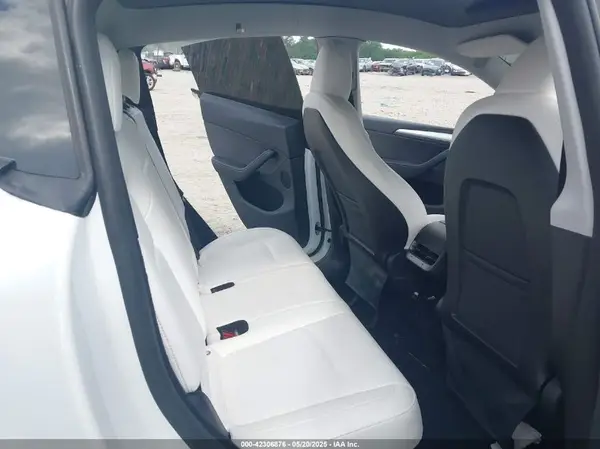 7SAYGDEE7PA146286 2023 TESLA MODEL Y - Image 8