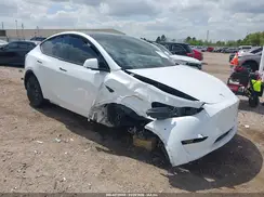 7SAYGDEE7PA149883 2023 TESLA MODEL Y