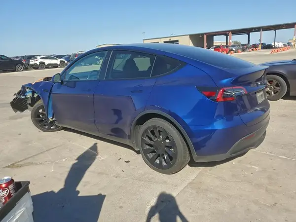 7SAYGDEE7PA154873 2023 TESLA MODEL Y - Image 2