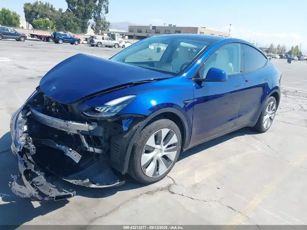 7SAYGDEE7PA156123 2023 TESLA MODEL Y - Image 2