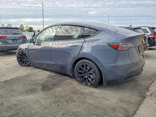 7SAYGDEE7PA160804 2023 TESLA MODEL Y - Image 2