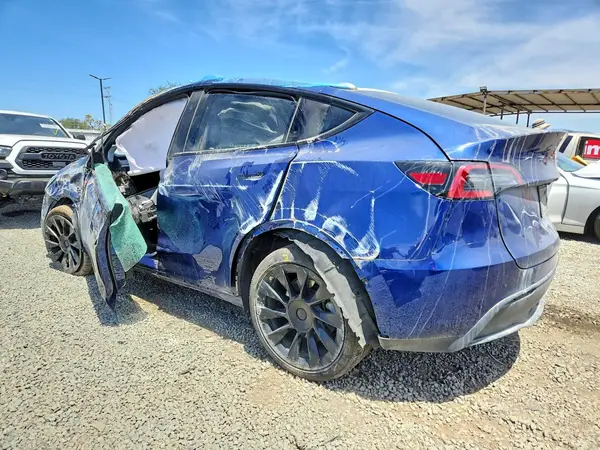 7SAYGDEE7PA161662 2023 TESLA MODEL Y - Image 2