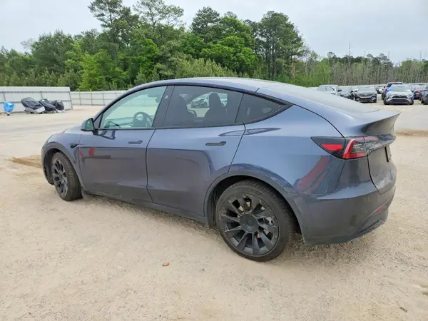 7SAYGDEE7PA166781 2023 TESLA MODEL Y - Image 2