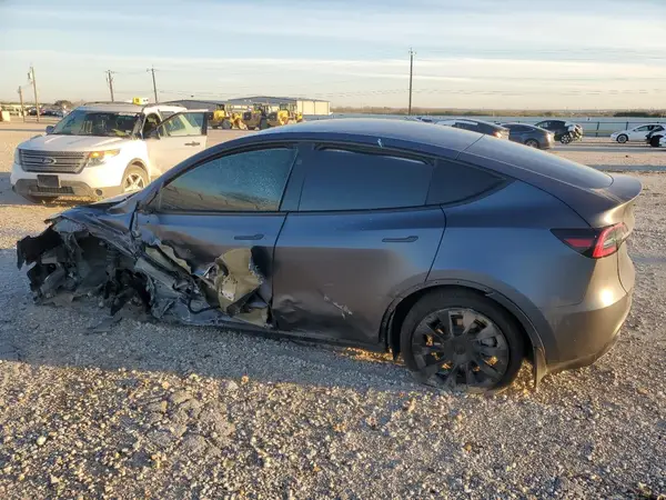 7SAYGDEE7PA166943 2023 TESLA MODEL Y - Image 2