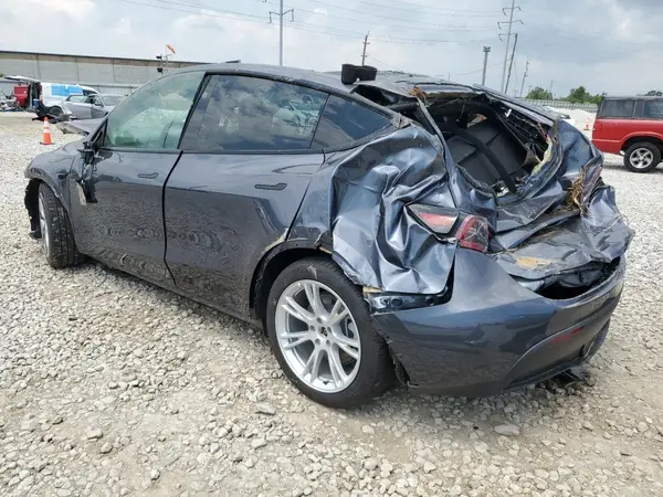 7SAYGDEE7PA168756 2023 TESLA MODEL Y - Image 2