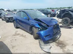 7SAYGDEE7PA171396 2023 TESLA MODEL Y