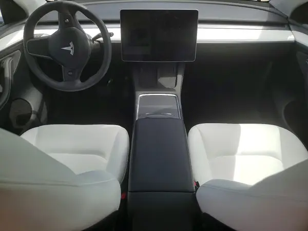 7SAYGDEE7PA178199 2023 TESLA MODEL Y - Image 8