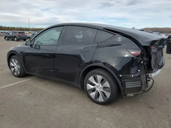 7SAYGDEE7PA183516 2023 TESLA MODEL Y - Image 2