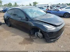 7SAYGDEE7PA185394 2023 TESLA MODEL Y