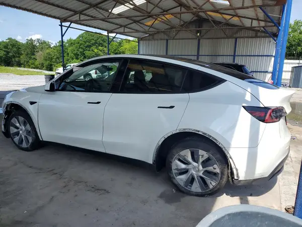 7SAYGDEE7PA190613 2023 TESLA MODEL Y - Image 2