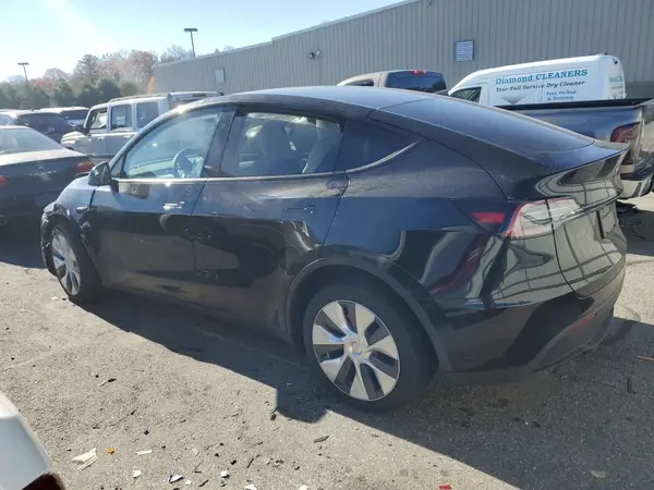 7SAYGDEE7PA192376 2023 TESLA MODEL Y - Image 2