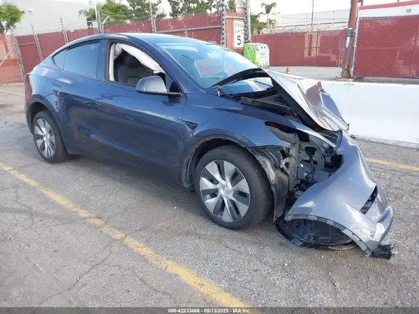 7SAYGDEE7PA192488 2023 TESLA MODEL Y - Image 1