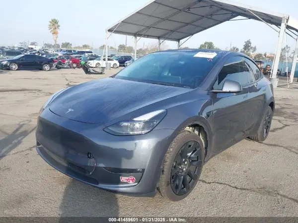 7SAYGDEE7PA196038 2023 TESLA MODEL Y - Image 2