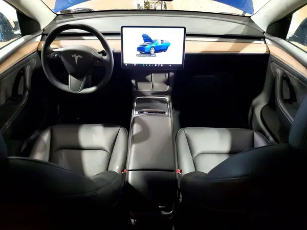 7SAYGDEE7PA197111 2023 TESLA MODEL Y - Image 8