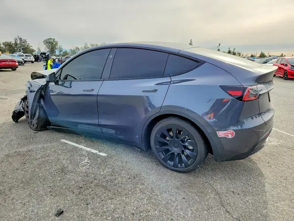 7SAYGDEE7PA206518 2023 TESLA MODEL Y - Image 2