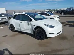 7SAYGDEE7PF586382 2023 TESLA MODEL Y