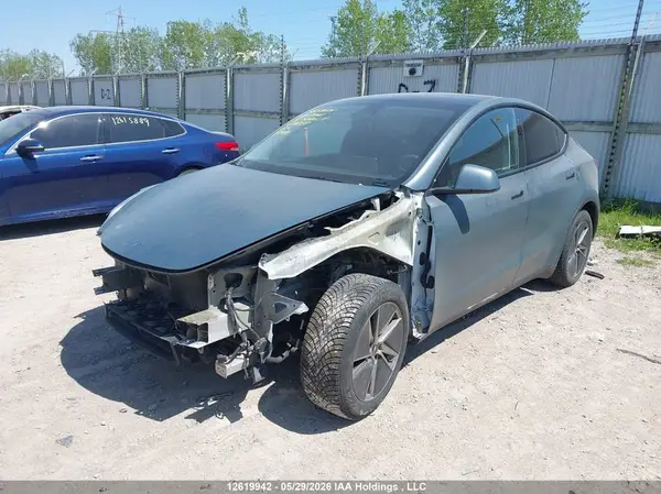 7SAYGDEE7PF592537 2023 TESLA MODEL Y - Image 2