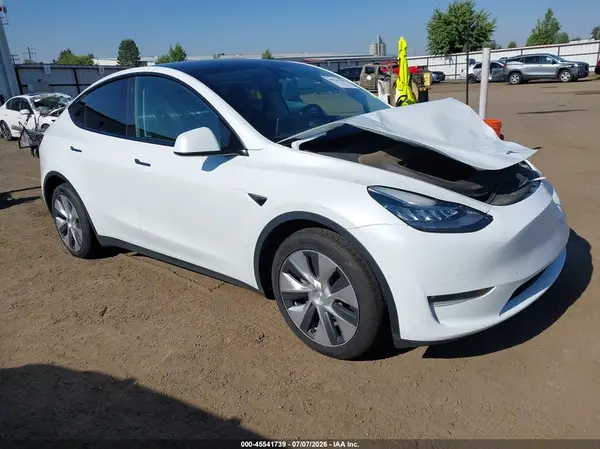 7SAYGDEE7PF592733 2023 TESLA MODEL Y - Image 1