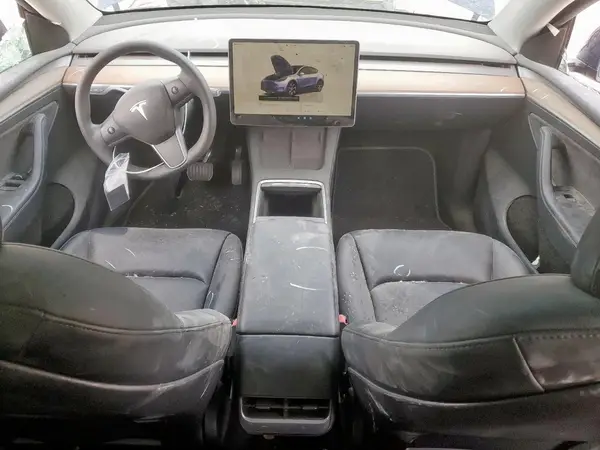 7SAYGDEE7PF596586 2023 TESLA MODEL Y - Image 8