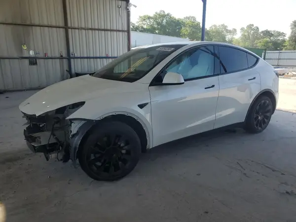 7SAYGDEE7PF614925 2023 TESLA MODEL Y - Image 1