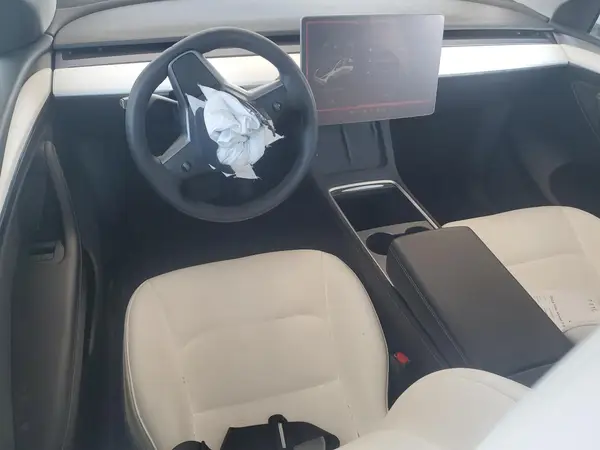 7SAYGDEE7PF614925 2023 TESLA MODEL Y - Image 8