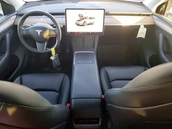 7SAYGDEE7PF618909 2023 TESLA MODEL Y - Image 8