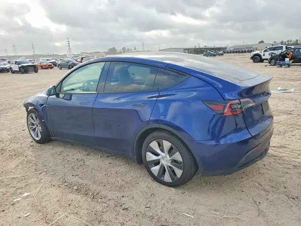 7SAYGDEE7PF620188 2023 TESLA MODEL Y - Image 2