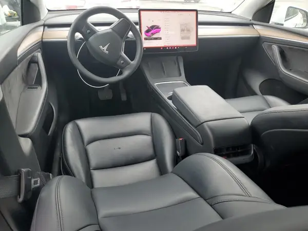 7SAYGDEE7PF632910 2023 TESLA MODEL Y - Image 8
