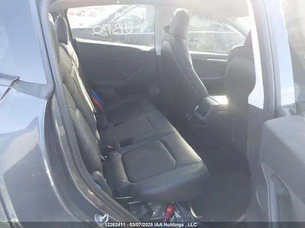 7SAYGDEE7PF643132 2023 TESLA MODEL Y - Image 8