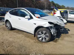 7SAYGDEE7PF660352 2023 TESLA MODEL Y