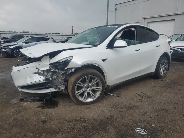 7SAYGDEE7PF661825 2023 TESLA MODEL Y - Image 1