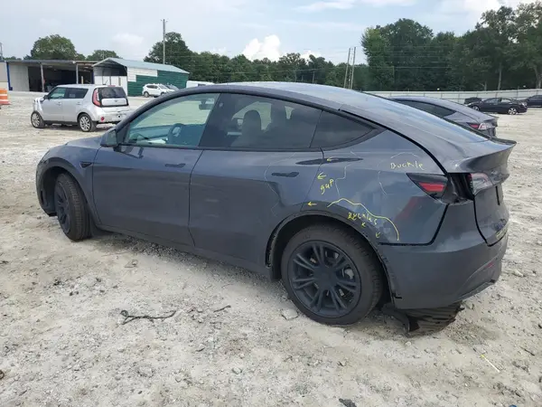 7SAYGDEE7PF668239 2023 TESLA MODEL Y - Image 2