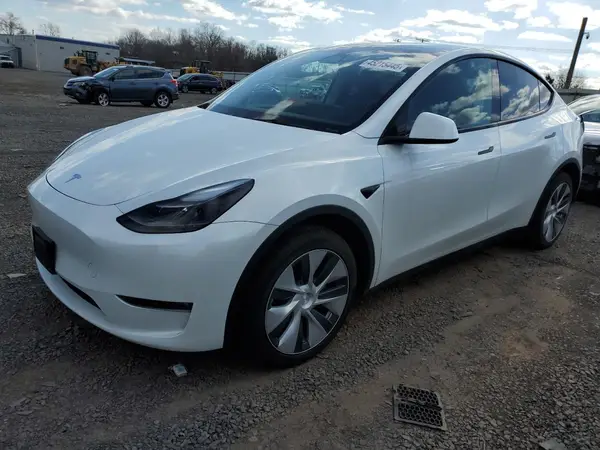 7SAYGDEE7PF674655 2023 TESLA MODEL Y - Image 1