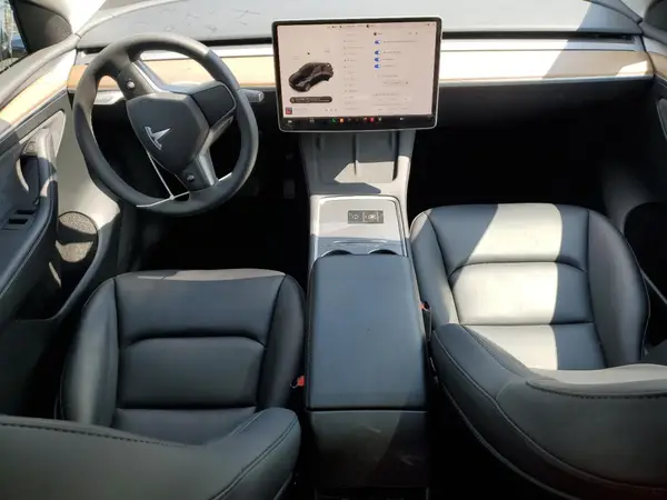 7SAYGDEE7PF685557 2023 TESLA MODEL Y - Image 8