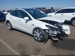 7SAYGDEE7PF687843 2023 TESLA MODEL Y