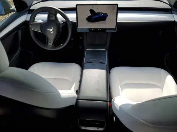 7SAYGDEE7PF696588 2023 TESLA MODEL Y - Image 8