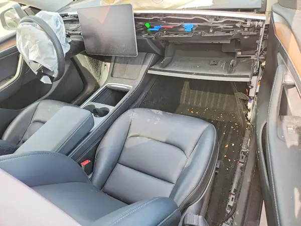 7SAYGDEE7PF699331 2023 TESLA MODEL Y - Image 8