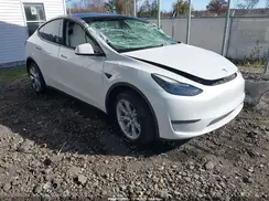 7SAYGDEE7PF699670 2023 TESLA MODEL Y