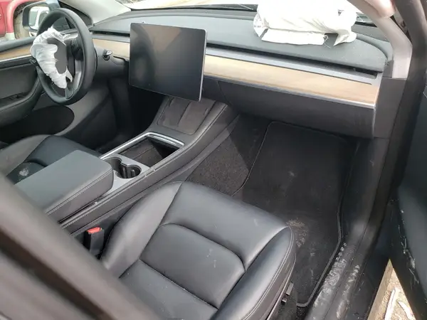 7SAYGDEE7PF700526 2023 TESLA MODEL Y - Image 8