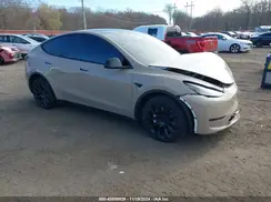 7SAYGDEE7PF746437 2023 TESLA MODEL Y